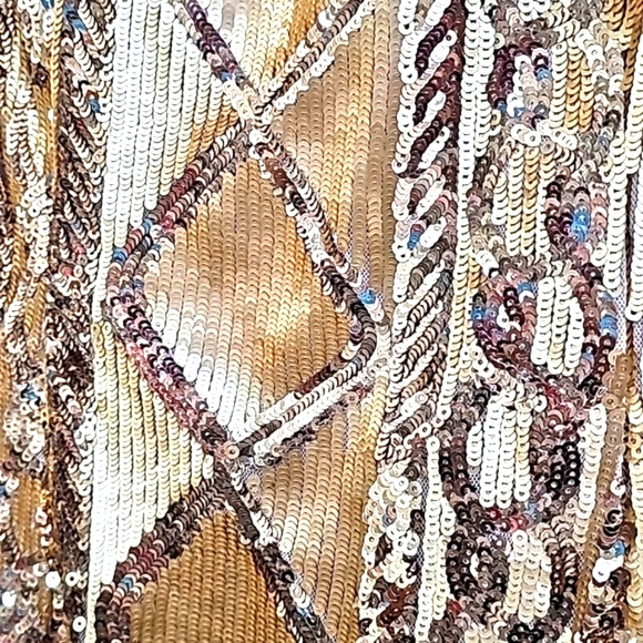 Nwot Adrianna Papell Cable Knit Cap Sleeves Gold Geometric Sequin Cocktail Dress - Picture 7 of 17